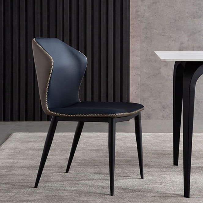 Zeitgenössischer Stahl Essstuhl Flügelback -Seitenmöbel im matten Finish für Innenräume