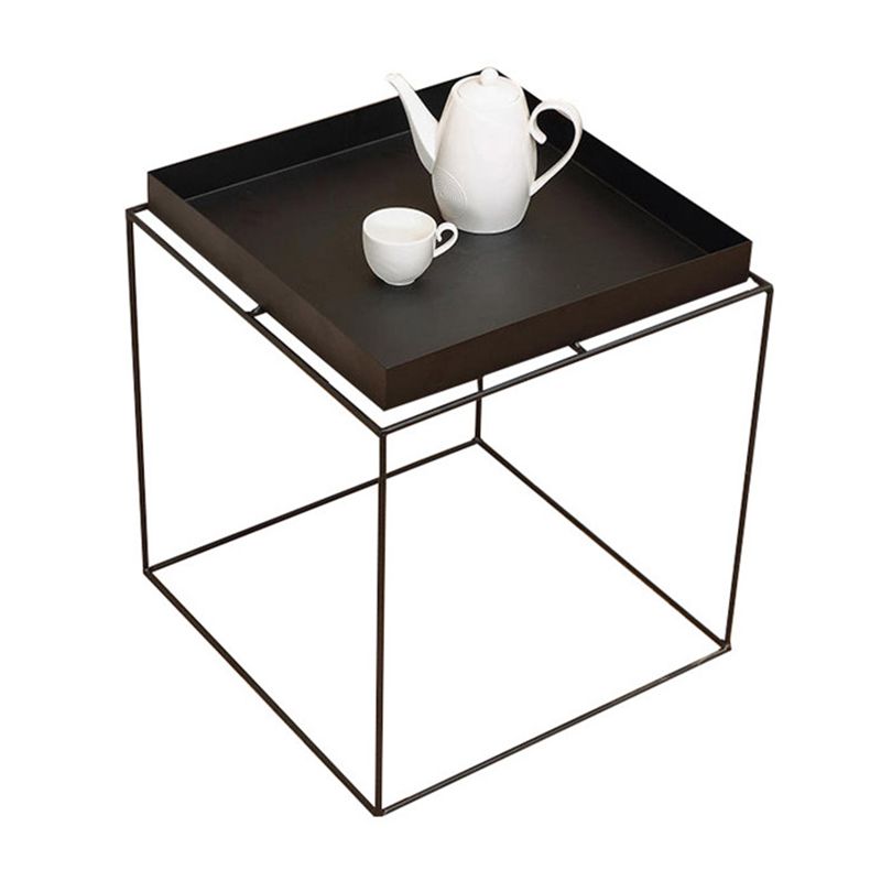 Mesa de metal de la mesa de esquina negra de mediados del siglo