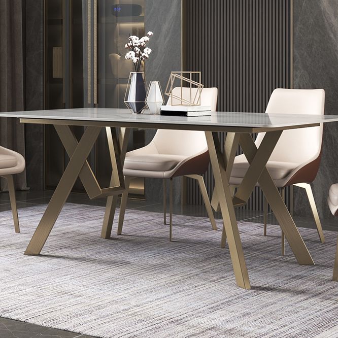 Tavolo da rettangolo del tavolo in pietra sinterizzato di lusso con base in metallo oro e 4 gambe