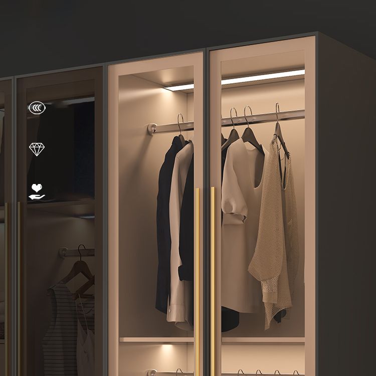 Armadio per armadio in vetro e legno con scaffali armadio moderno del guardaroba