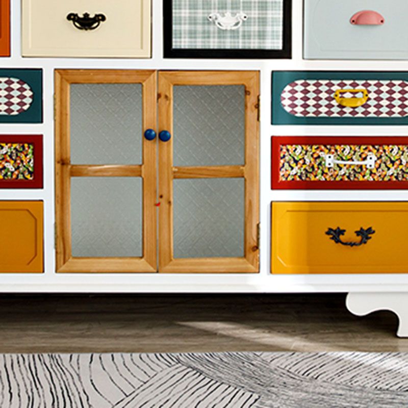 Creazione di stoccaggio in legno fabbricato in stile costiero per la camera da letto