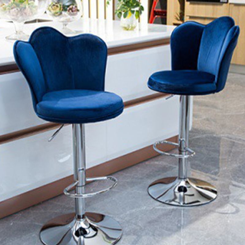 Contemporary Metal Barstool Velvet Footrest Low Back Stool with Swivel in Matte Finish Clearhalo 'Bar Furniture' 'Bar Stools' 'bar_stools' 'furn' 'furn_bar_stools' 'Furniture' 'Kitchen & Dining Furniture' 1200x1200_75b56bc8-27e8-478f-a3f7-3ca1e7084172