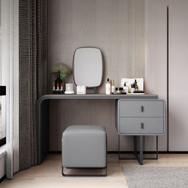 Set da tavolo da toeletta per vanità per trucco in pelle glam