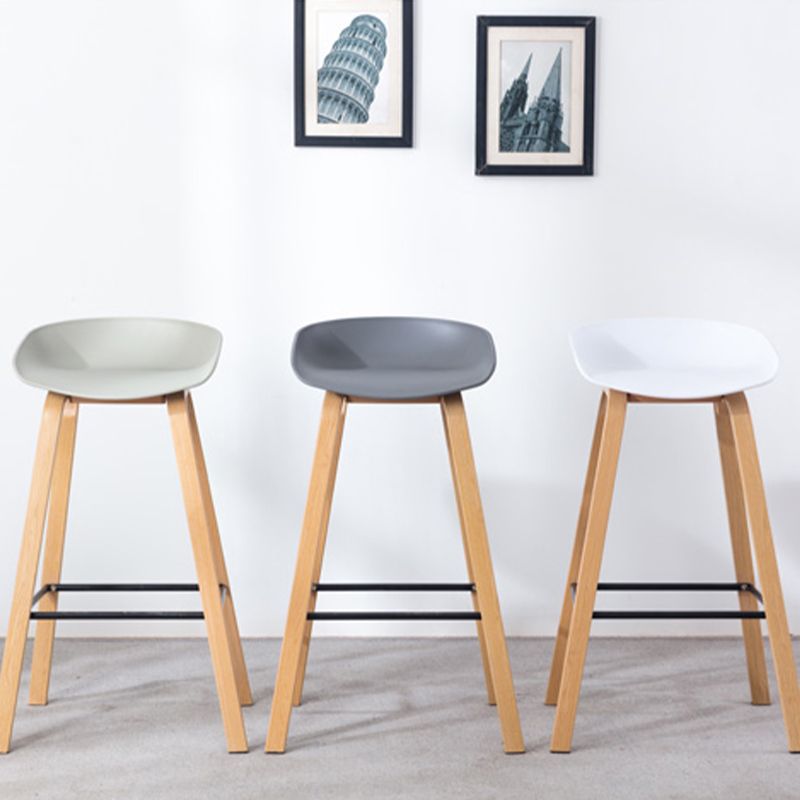 Industrial Armless Backrest Counter Stool Iron Bar Stool with Acrylic Seat for Cafe Clearhalo 'Bar Furniture' 'Bar Stools' 'bar_stools' 'furn' 'furn_bar_stools' 'Furniture' 'Kitchen & Dining Furniture' 1200x1200_75e127df-72fe-4c33-984b-0366bbc8fbe5
