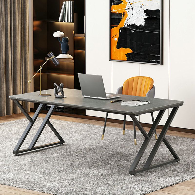 Scrivania da scrittura in pietra Sled Base Grey Writing Desk, alto 29,53 pollici