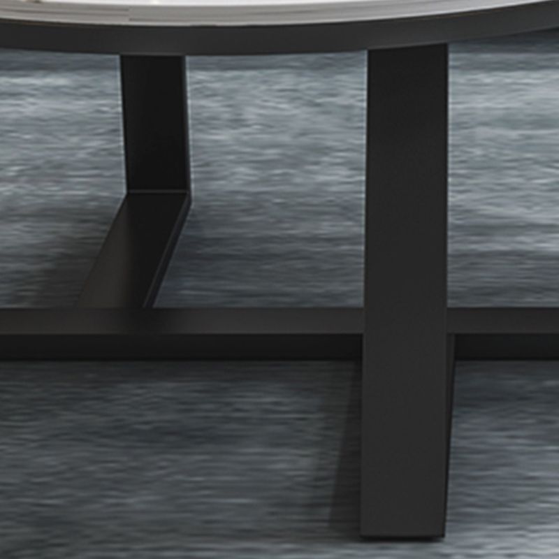 Mesa de café redonda de estilo glamorante con base cruzada de hierro y tapa blanca