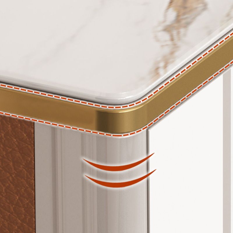 Scheda laterale in pietra bianca in stile glam con gambe dorate