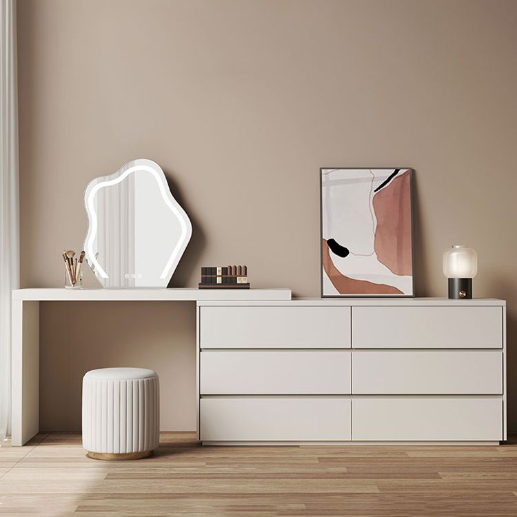 Table de maquillage contemporaine de 6 dessins et tabourets - 29,5 "H