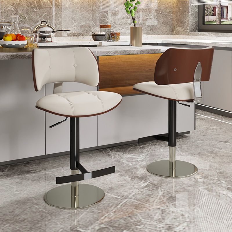 Tabouret de comptoir de randonnée de barre de métal de style glam pour le salon