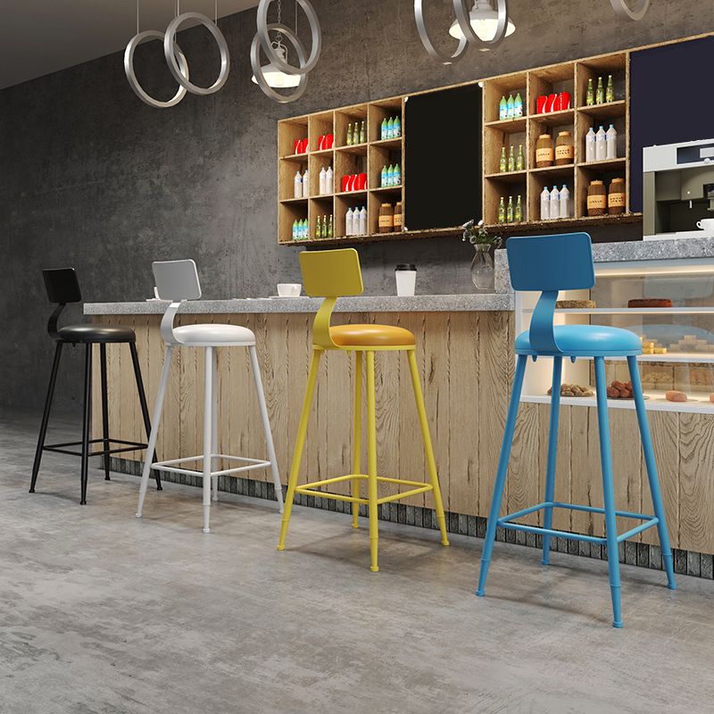 Contemporary PU Leather Bar-stool Round Seat Counter Bar Stool with Metal Legs Clearhalo 'Bar Furniture' 'Bar Stools' 'bar_stools' 'furn' 'furn_bar_stools' 'Furniture' 'Kitchen & Dining Furniture' 1200x1200_773b5af2-8d45-4520-8e84-744698babb0f