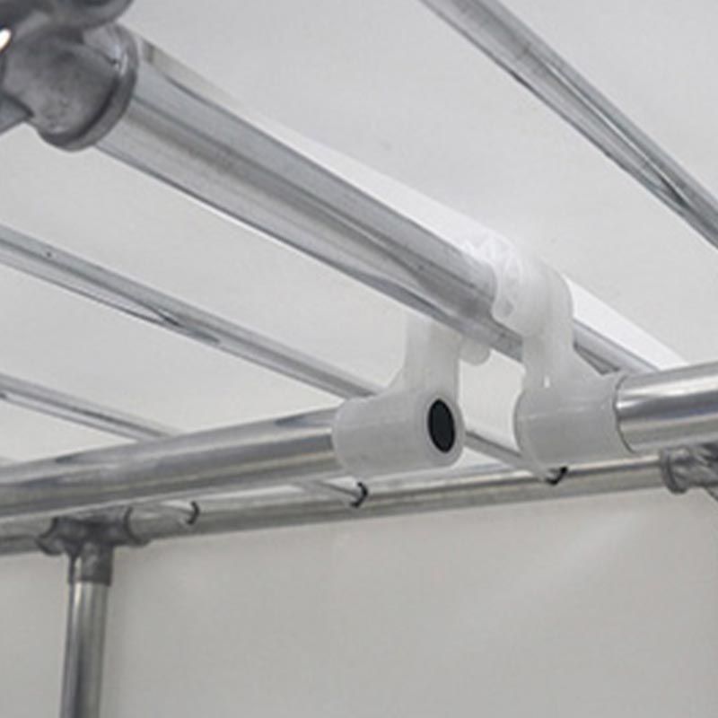 Armadio moderno del guardaroba con armadio per il guardaroba in metallo con scaffali