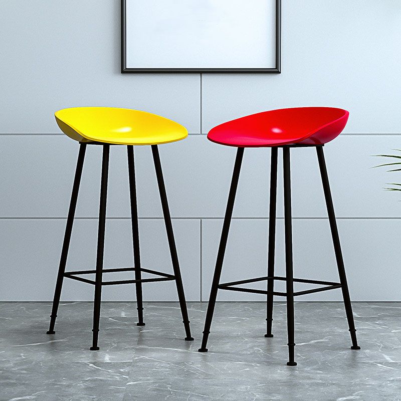Contemporary Matte Finish Metal Barstool Home Footrest Stool Clearhalo 'Bar Furniture' 'Bar Stools' 'bar_stools' 'furn' 'furn_bar_stools' 'Furniture' 'furniture_bar_stools' 'Kitchen & Dining Furniture' 1200x1200_776bdcc7-b8f0-484e-a9bb-35627e257a12