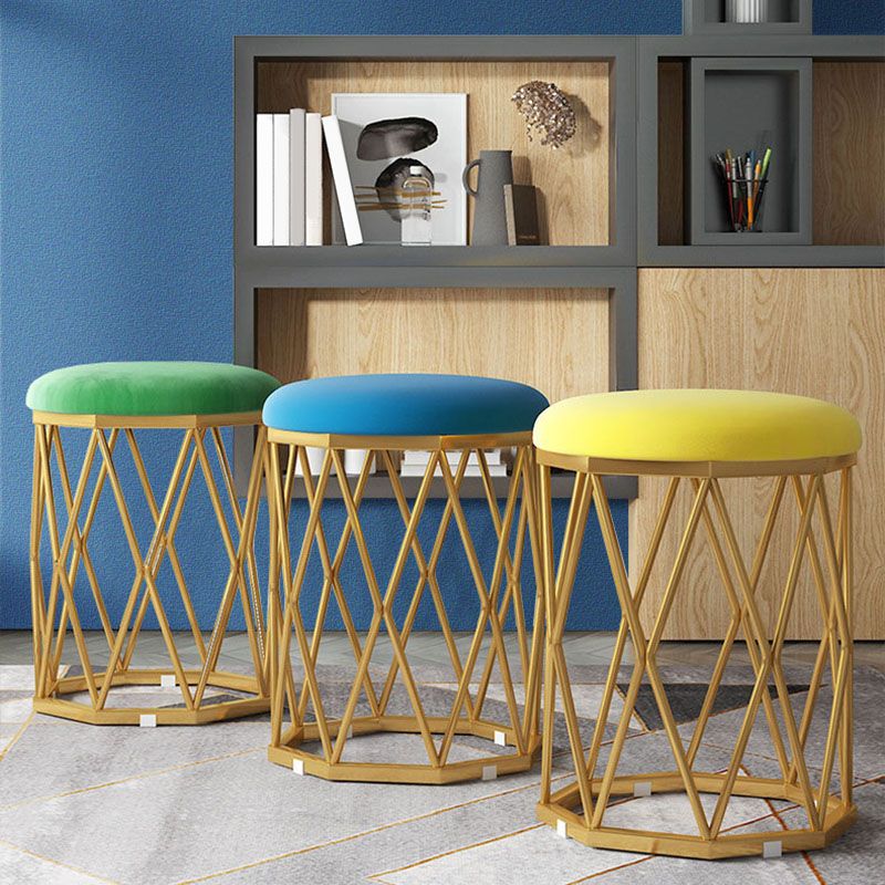 Solid Color Flannel Standard Stool Modern Style Simple Round Cushion Stool Clearhalo 'furn' 'furn_ottomans_poufs' 'Furniture' 'Living Room Furniture' 'Ottomans & Poufs' 'ottomans_poufs' 1200x1200_776c73f2-3df7-46ea-9f0a-8178fc2b276f