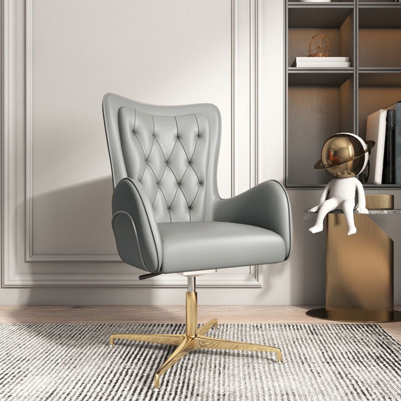 モダンなレザーエットとメッシュのエグゼクティブチェア布張りのミッドバックタスクチェア