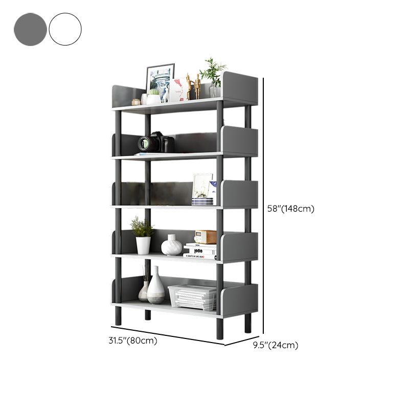 Zeitgenössisches Standard -Bücherregal aus dem Bücherregal mit Regalen