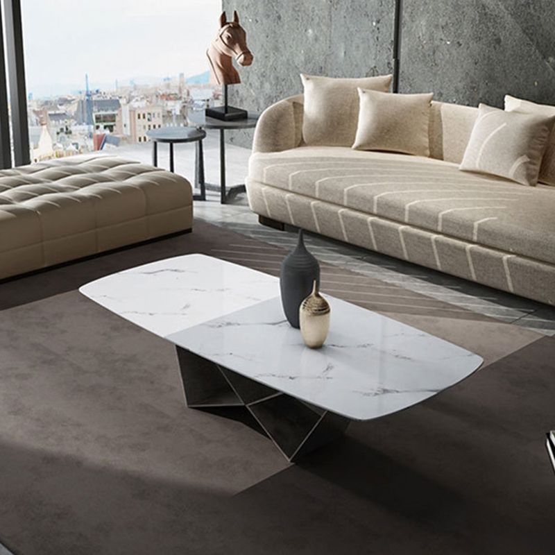 Glam rechthoekige witte salontafel met marmeren blad en stalen onderstel
