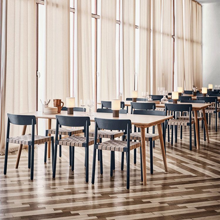 Moderno sedia da pranzo in legno massiccio a legno massiccio.