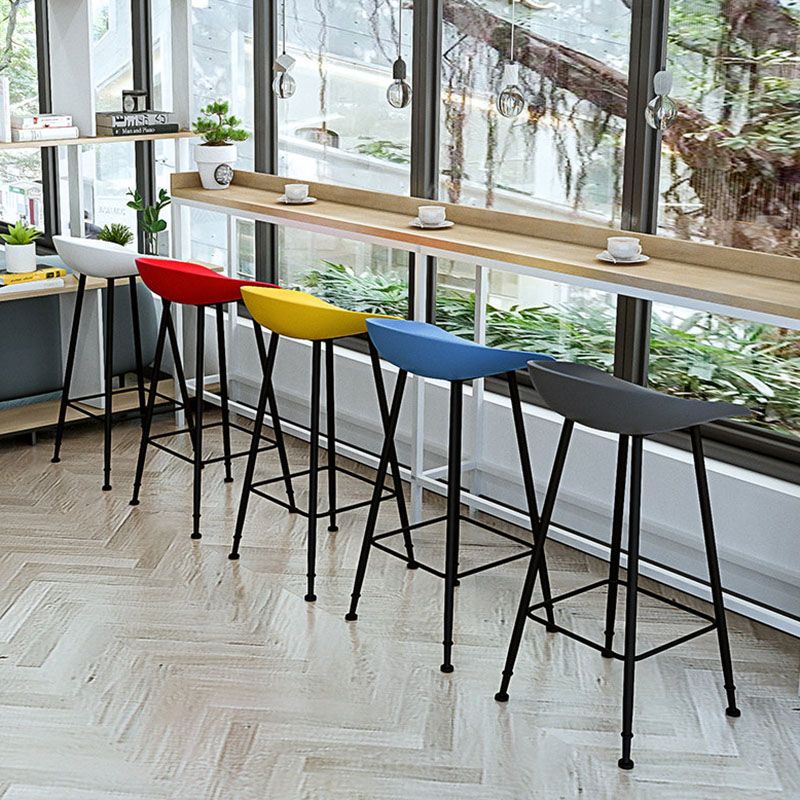 Contemporary Matte Finish Metal Barstool Home Footrest Stool Clearhalo 'Bar Furniture' 'Bar Stools' 'bar_stools' 'furn' 'furn_bar_stools' 'Furniture' 'furniture_bar_stools' 'Kitchen & Dining Furniture' 1200x1200_795505d7-4a2e-4561-822b-955a6671bc30