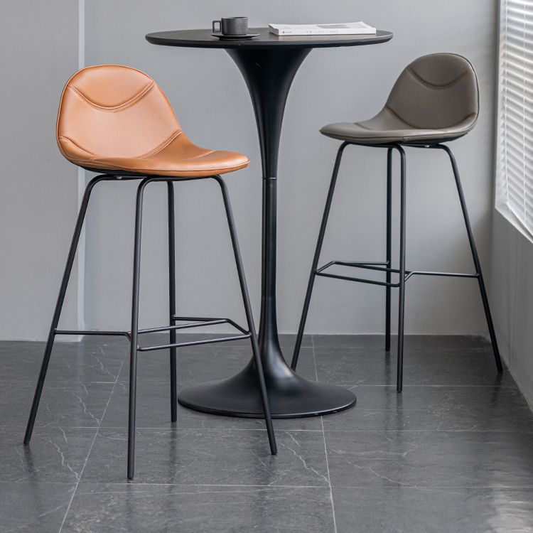 Minimalist Style Leather Counter Stool Low Back Stools with Metal Legs Clearhalo 'Bar Furniture' 'Bar Stools' 'bar_stools' 'furn' 'furn_bar_stools' 'Furniture' 'furniture_bar_stools' 'Kitchen & Dining Furniture' 1200x1200_796f48b4-786e-4292-a862-9b51b8bc97ea