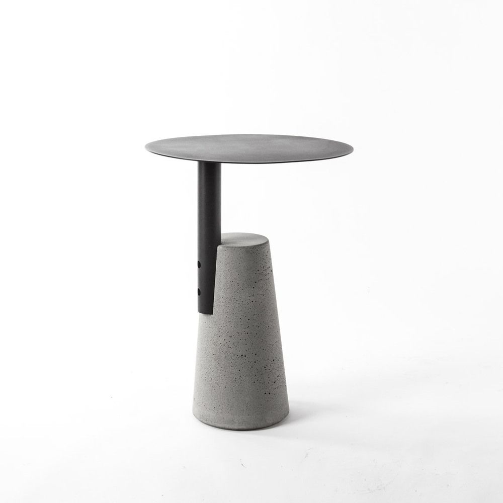 Concrete Side Table Modern Pedestal Round End Table for Living Room Clearhalo 'Coffee & Accent Tables' 'End & Side Tables' 'end_side_tables' 'furn' 'furn_end_side_tables' 'Furniture' 'Living Room Furniture' 1200x1200_7981cbe8-5907-4f47-bdd0-29c5d824aea4