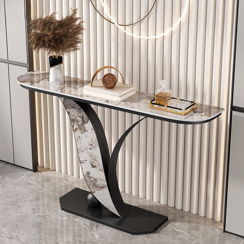 Mesa de consola de media luna contemporánea con base de hierro negro para Hall