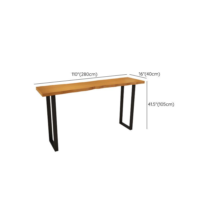 Moderner Bistrotisch in Barhöhe mit Massivholzplatte und Kufengestell