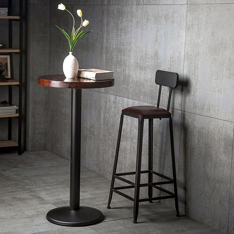 Industrial Brown Leather Bar Stools Square Stool with Metal Base Clearhalo 'Bar Furniture' 'Bar Stools' 'bar_stools' 'furniture_bar_stools' 'Kitchen & Dining Furniture' 'kitchen&dining_furn' 'kitchen' 'kitchen_furn' Furniture' 1200x1200_79e0fe39-88f1-4789-b7a3-273f91258925