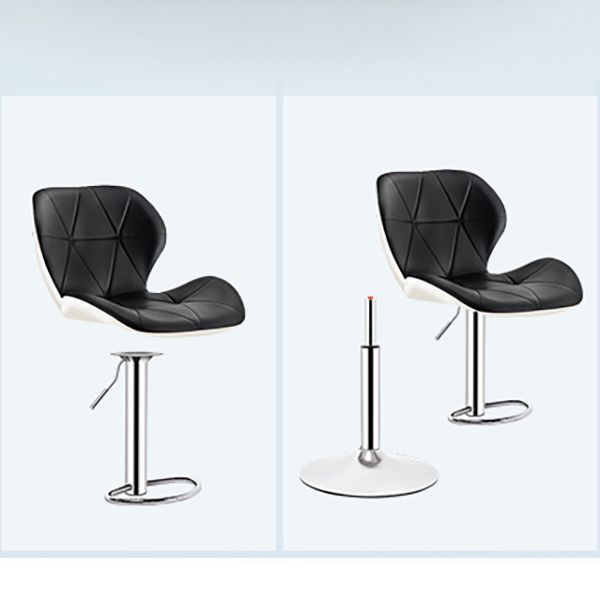 スカンジナビアのメタルバースツールフェイクレザーフットレスト調整可能なカウンタースツール