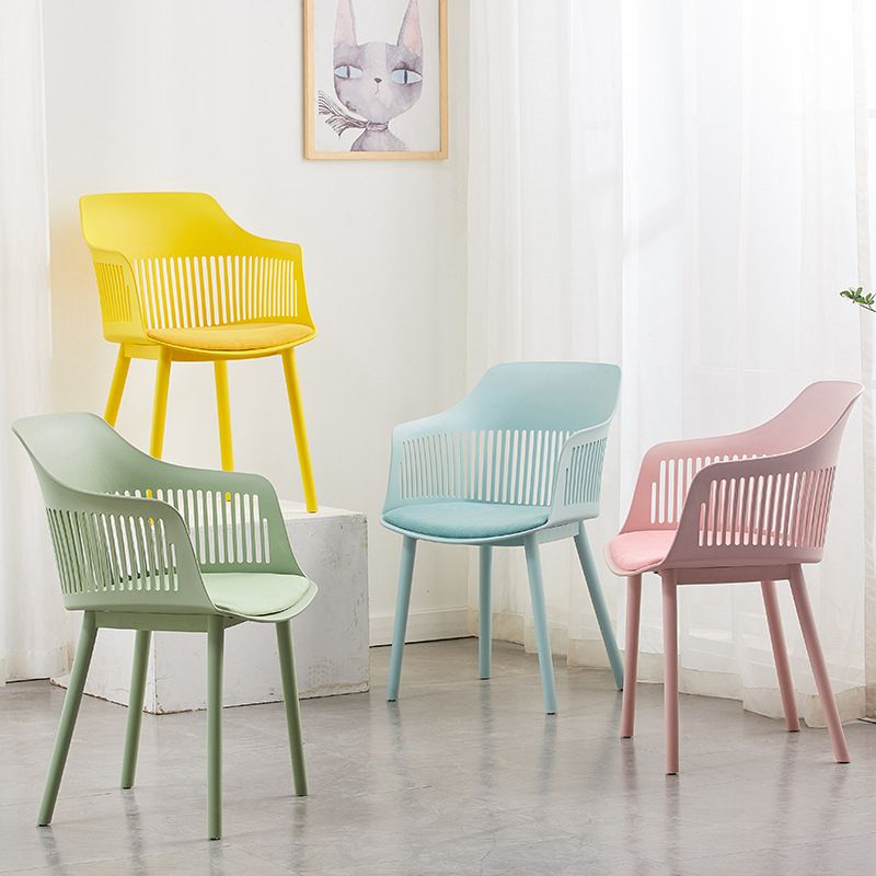 Sedia a braccio di plastica contemporaneo a pala posteriore cucina sedia sala da pranzo