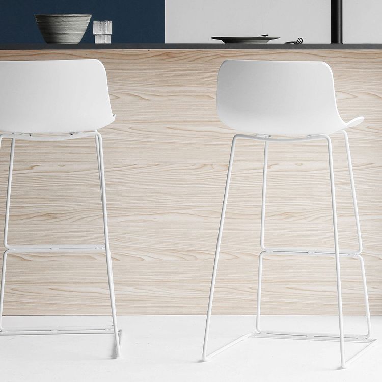 Modern Style Bar-stool Plastic Counter Bar Stool with Metal Legs for Kitchen Clearhalo 'Bar Furniture' 'Bar Stools' 'bar_stools' 'furn' 'furn_bar_stools' 'Furniture' 'furniture_bar_stools' 'Kitchen & Dining Furniture' 1200x1200_7a2dc77d-04f9-4fc3-a661-d11a85ffd132