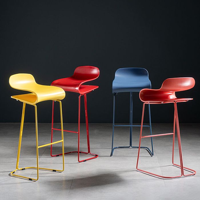 Barrestador de espalda baja y taburete de mostrador de contador acrílico interno moderno