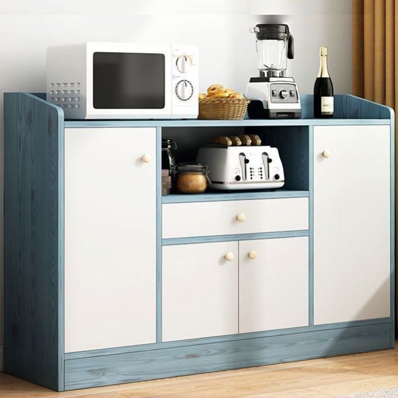 Cassetti in legno ingegnerizzati in ingegnerizzazione della scheda moderna e sideboard per la cucina