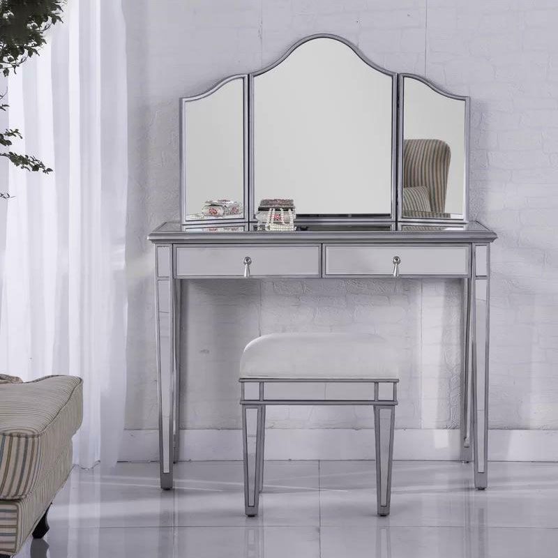2 Drawers Mirrored Makeup Table and Stool Set Vanity for Women in Silver Clearhalo 'Bedroom Furniture' 'furn' 'furn_makeup_vanities' 'Furniture' 'Makeup Vanities' 'makeup_vanities' 1200x1200_7b1f23b9-508d-44ad-bac5-a852efc8b9d3