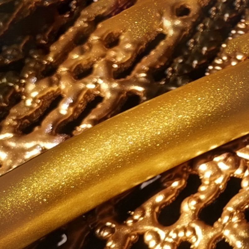 Glam Metallic Copper Kleiderbügel freistehender Marmorbasis Metallic -Katastar für Wohnzimmer