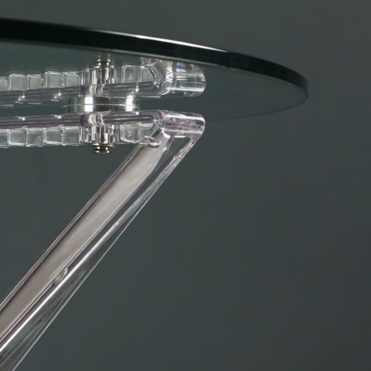 31.5" Modern Style Dining Table Round Glass Pedestal Dining Table for Home Use Clearhalo ' dining_table' 'Dining Tables & Seating' 'Dining Tables' 'furn' 'furn_dining_table' 'Furniture' 'furniture_dining_table' 'Kitchen & Dining Furniture' 'kitchen&dining_furn' 'kitchen' 'kitchen_dining_table' 1200x1200_7b8b8164-a951-40d4-9531-25051838228c