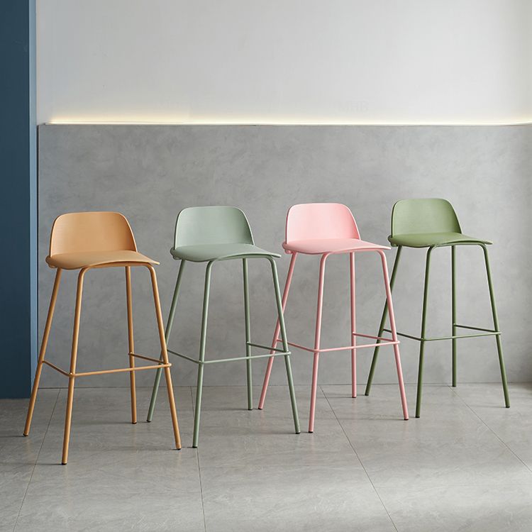 Modern Style Bar-stool Plastic Counter Bar Stool with Metal Legs for Home Clearhalo 'Bar Furniture' 'Bar Stools' 'bar_stools' 'furn' 'furn_bar_stools' 'Furniture' 'Kitchen & Dining Furniture' 1200x1200_7b92160e-b840-4efe-9104-ead2a5c1e299