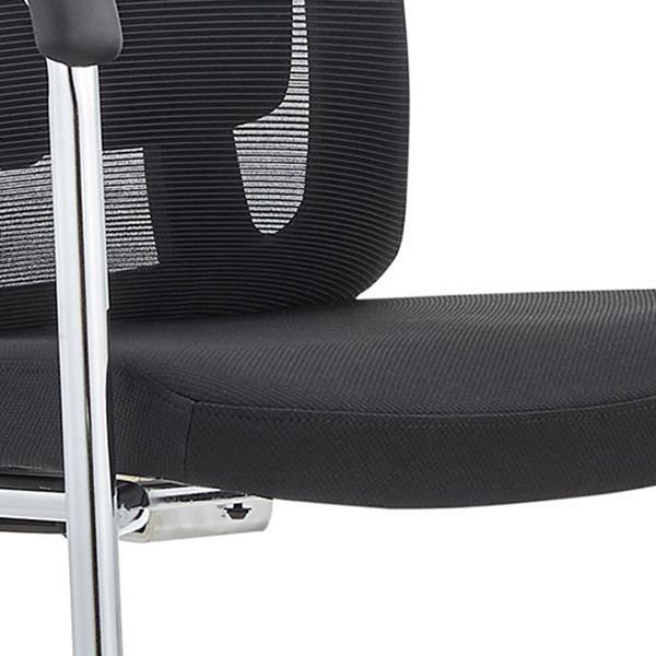 Chaise contemporaine en maille à dossier haut avec support lombaire réglable