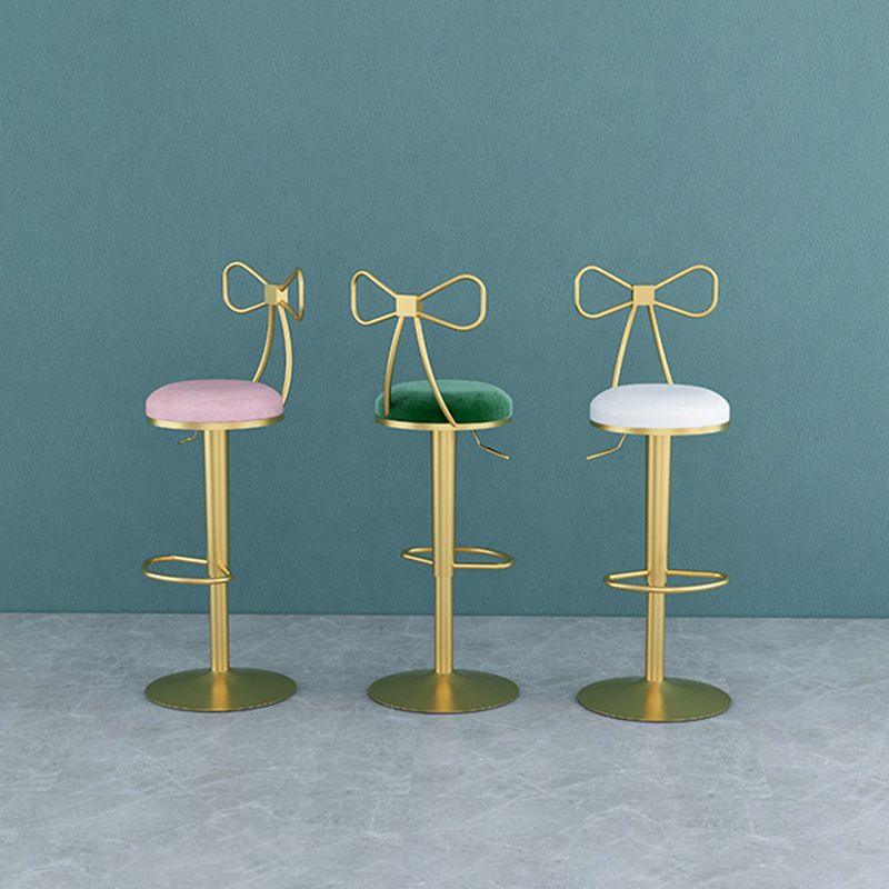 Sgabello da bar per bar con bancono di sgabelli rotanti glam con cuscino e pedale