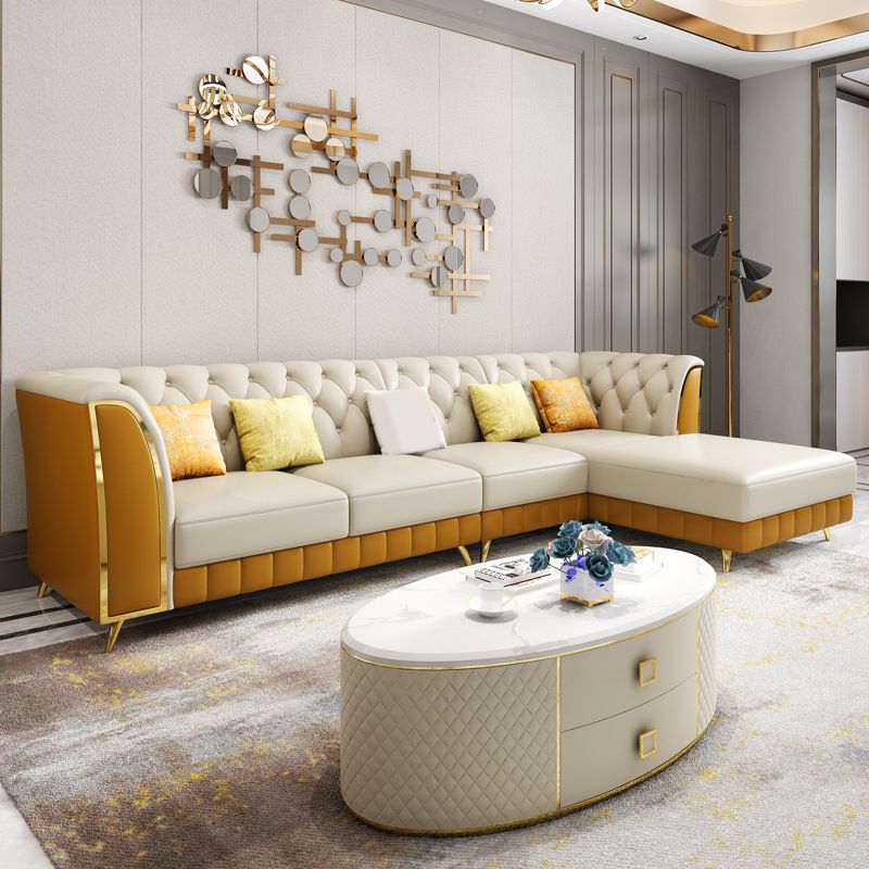 Section du bras évasé tufté avec oreillers