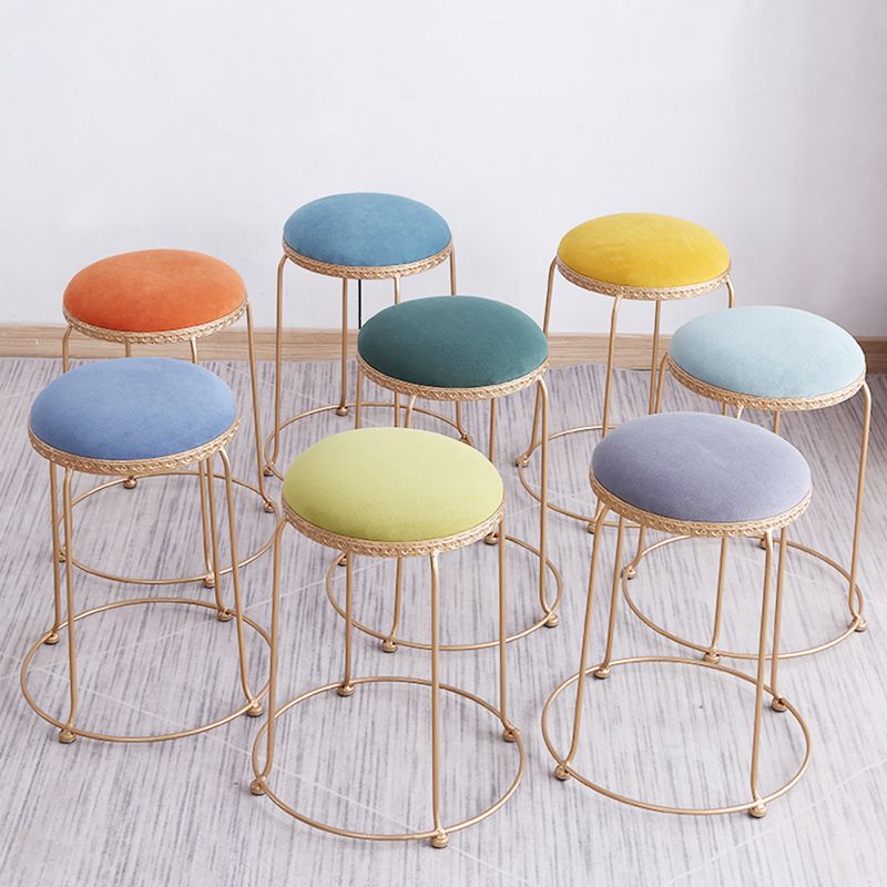 Modern Standard Round Whole Colored Velvet Metal Frame Fade Resistant Ottoman Clearhalo 'furn' 'furn_ottomans_poufs' 'Furniture' 'Living Room Furniture' 'Ottomans & Poufs' 'ottomans_poufs' 1200x1200_7cb669c1-4cde-426c-899b-91173cf27f73