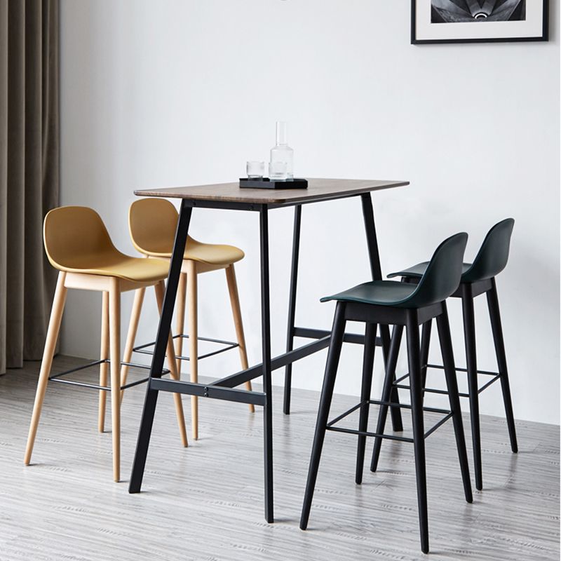 Scandinavian Wood Counter Stools Plastic Low Back Bar Stools with Footrest Clearhalo 'Bar Furniture' 'Bar Stools' 'bar_stools' 'furn' 'furn_bar_stools' 'furniture_bar_stools' 'Kitchen & Dining Furniture' 'kitchen&dining_furn' 'kitchen' 'kitchen_furn' Furniture' 1200x1200_7d00d182-b0f1-434d-982b-ac20800a20b1