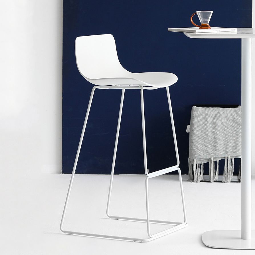 Nordic Bar-stool Plastic Counter Bar Stool for Kitchen Bar with Metal Legs Clearhalo 'Bar Furniture' 'Bar Stools' 'bar_stools' 'furn' 'furn_bar_stools' 'Furniture' 'furniture_bar_stools' 'Kitchen & Dining Furniture' 1200x1200_7d037b71-a7d3-401e-9516-8119ce1db073