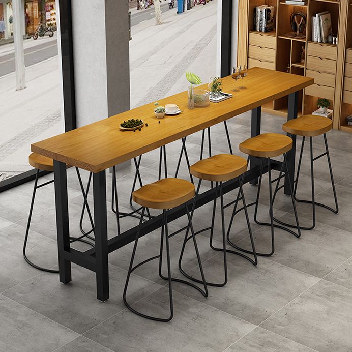 Light Brown Modern Style Bar Table Solid Wood Rectangular Bar Table with Metal Base Clearhalo 'Bar Furniture' 'Bar Tables' 'bar_tables' 'furn' 'furn_bar_tables' 'Furniture' 'furniture_bar_tables' 'Kitchen & Dining Furniture' 1200x1200_7d131e48-8662-4f38-8416-9873ce94b48f
