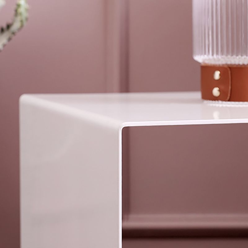 Industrial Metal Nightstand Lower Shelf Bedside Cabinet for Bedroom Clearhalo 'Bedroom Furniture' 'furn' 'furn_night_stand' 'Furniture' 'night_stand' 'Nightstands' 1200x1200_7d372d32-5476-4768-b997-1015d2310710