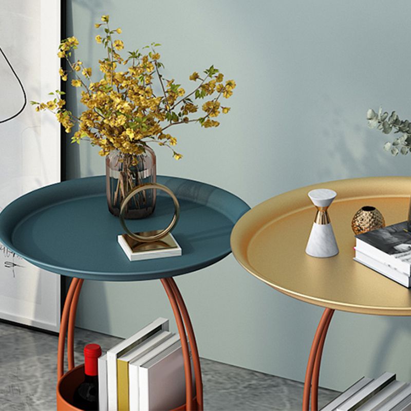 ミッドセンチュリーラウンドトレイトップサイドテーブル保管付きの鉄の台座エンドテーブル