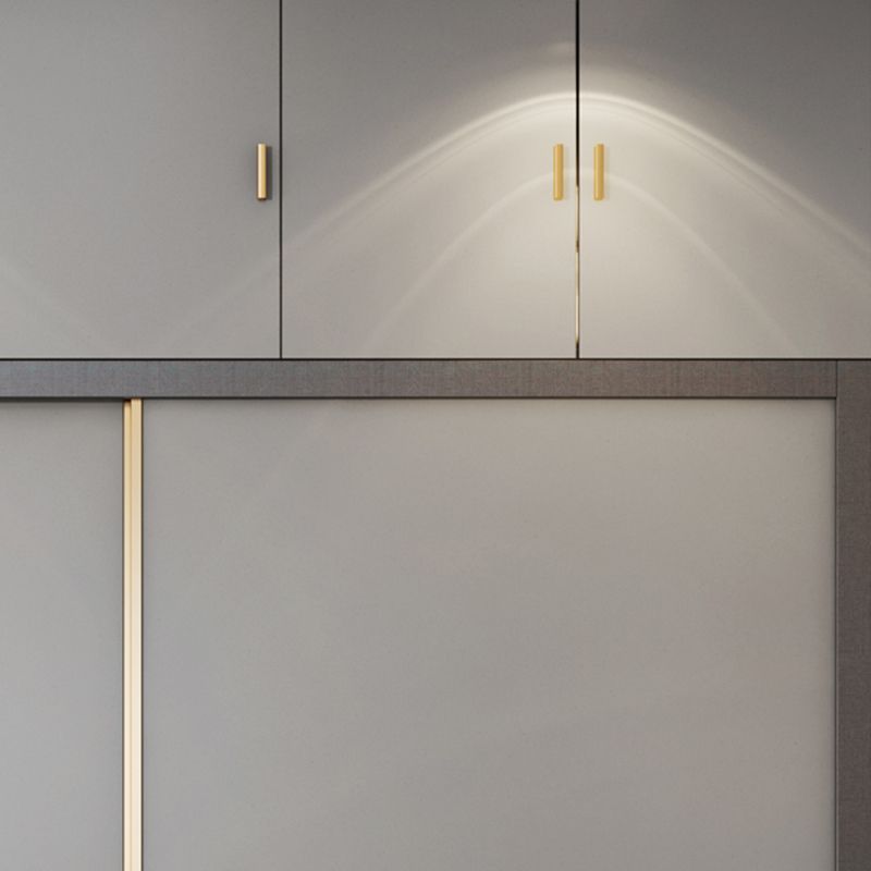 Grey Engineered Holzgarderobe Kabinett zeitgenössischer Kleiderschrankschrank