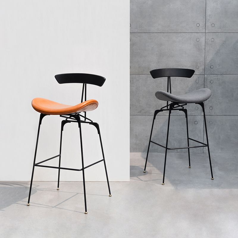 Black Iron Bar Stool Industrial Style Low Back Counter Stool with Saddle Seat Clearhalo 'Bar Furniture' 'Bar Stools' 'bar_stools' 'furn' 'furn_bar_stools' 'furniture_bar_stools' 'Kitchen & Dining Furniture' 'kitchen&dining_furn' 'kitchen' 'kitchen_furn' Furniture' 1200x1200_7de37c25-156c-4c4c-af8e-6c9b139d7441