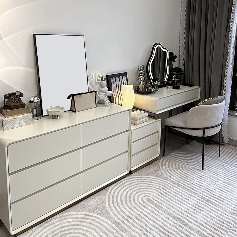 Madera de dormitorio contemporáneo gris con tocador de maquillaje espejo iluminado de cajón