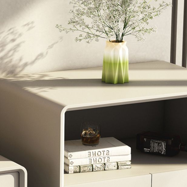 Verticale lederen borst met metalen benen borst met laden voor slaapkamer