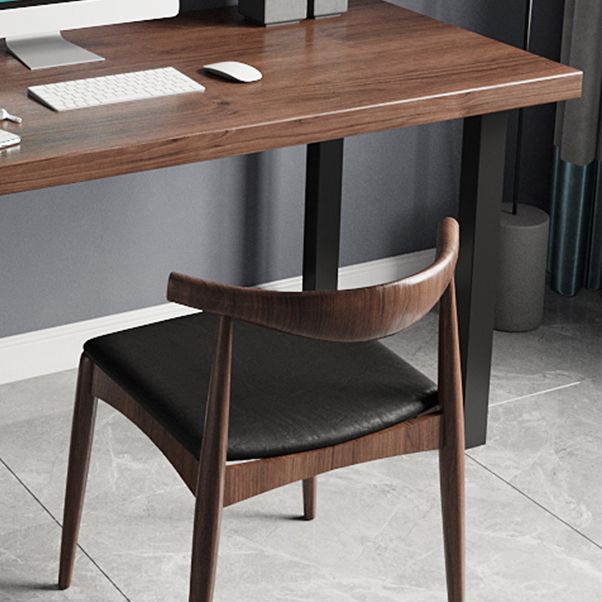 Industrial Style Office Desk Rectangular Solid Wood Desk with Black Legs Clearhalo 'furn' 'furn_office_desk' 'Furniture' 'furniture_office_desk' 'Office Desks' 'Office Furniture' 'office_desk' 1200x1200_7e87309c-2f31-4784-92e9-2d8c183f0bf2